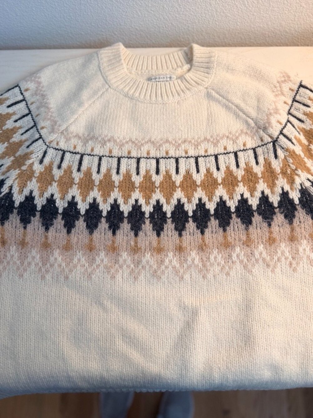 AMERICAN EAGLE Cream Festive Feels Fair Isle Crew Neck Sweater Size M Soft Knit